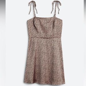 Socialite Leslie Satin Dress NWT